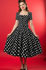 Robe Pin-Up Demoiselle d'Honneur Noire à Pois Blancs – Charlene
