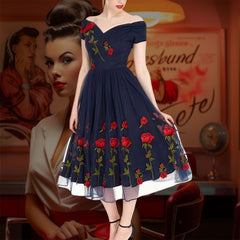 Robe Pin-Up Motifs Roses – Honey