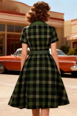 Robe Pin-Up à Carreau et Col Chemisier