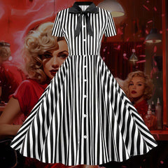 Robe Pin-Up <br> à Chemisier <br> Rayée en Noir et Blanc