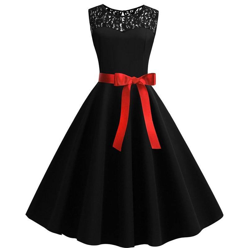 Robe Noire Pin Up