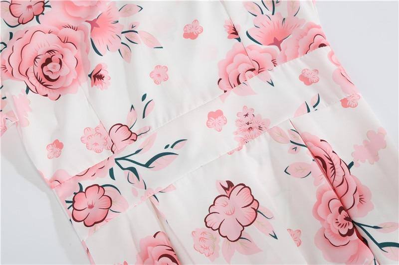 Robe Style Pin Up